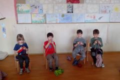 2016-02-18 Pracovní vyučování - pletení