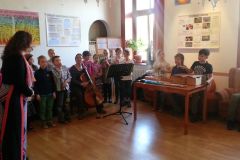 2018-04-03 Výstava o waldorfské pedagogice v čajovně Hóra