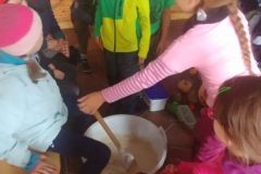 2019-10-02 Camphill pečení chleba